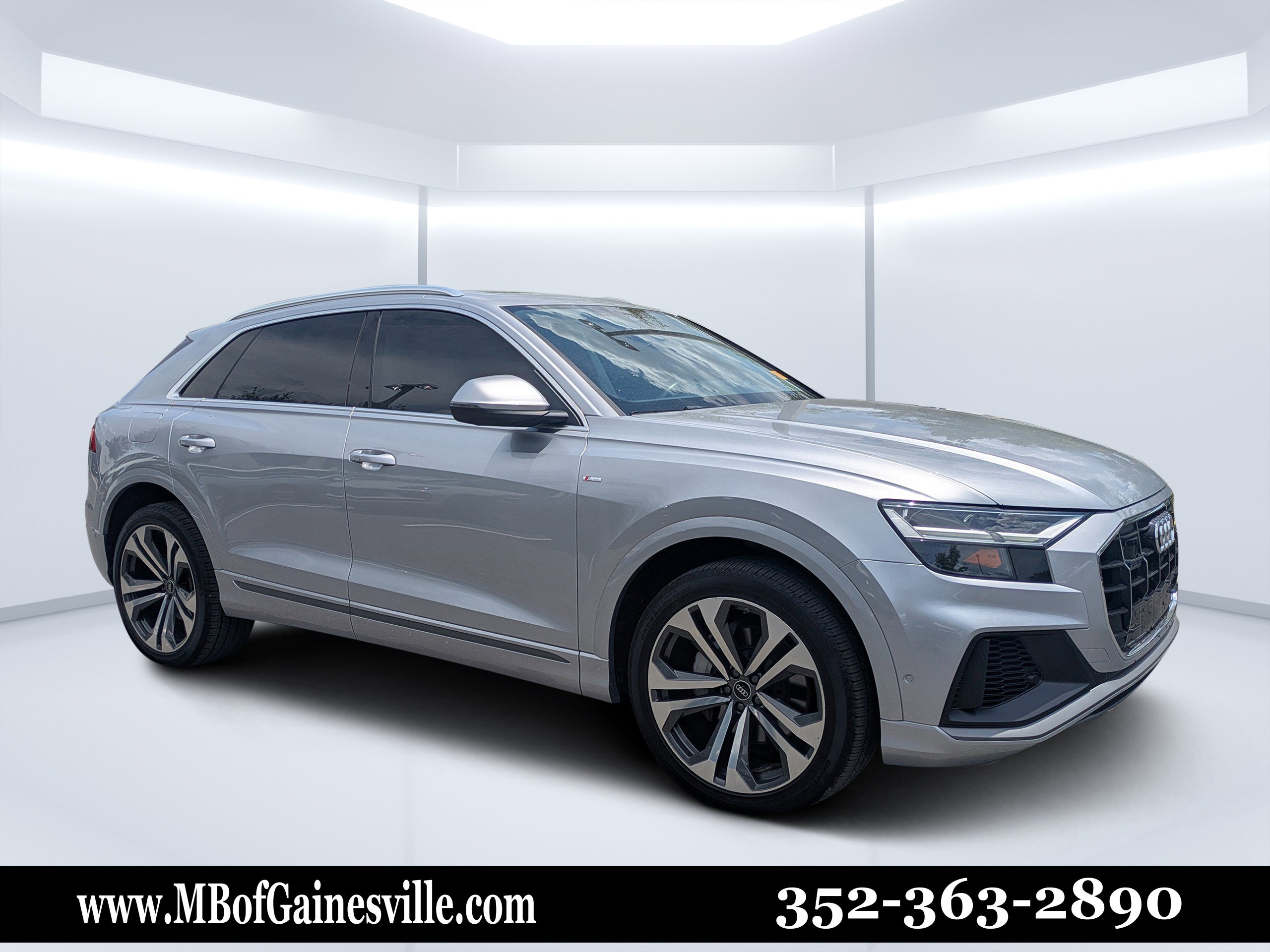 Used 2022 Audi Q8 Premium Plus AWD/4WD image 1