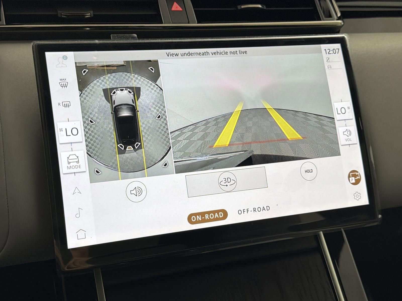 New 2026 Land Rover Range Rover Velar Dynamic SE image 17