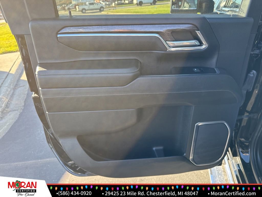 Used 2024 Chevrolet Silverado 2500 LTZ w/ LTZ Plus Package image 29