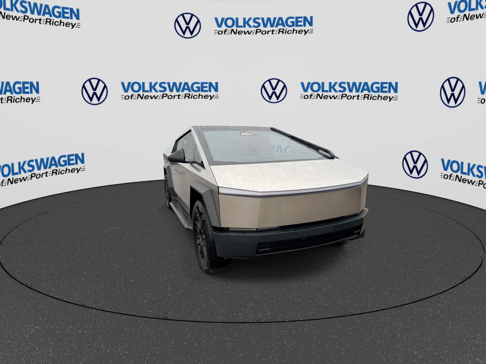Used 2024 Tesla Cybertruck Cyberbeast AWD/4WD image 16
