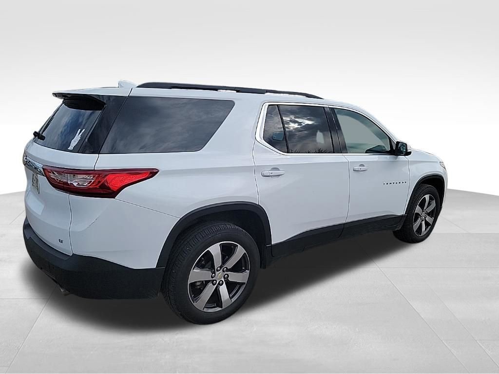 Used 2020 Chevrolet Traverse LT w/ LT Premium Package image 17