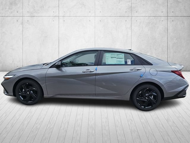 New 2026 Hyundai Elantra Sport FWD image 2