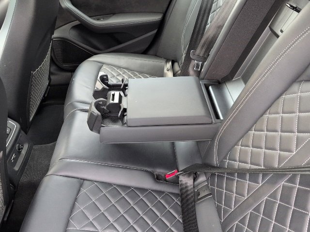 Used 2021 Audi S4 Premium Plus w/ Premium Plus Package image 26