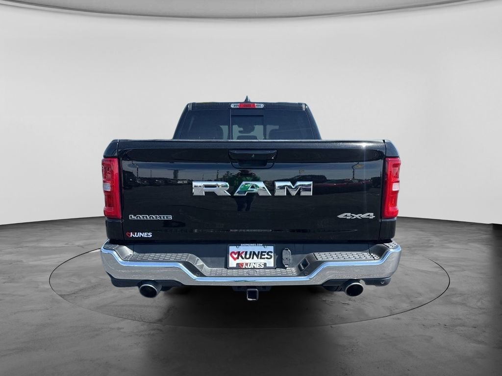 Used 2025 RAM 1500 Laramie AWD/4WD image 13