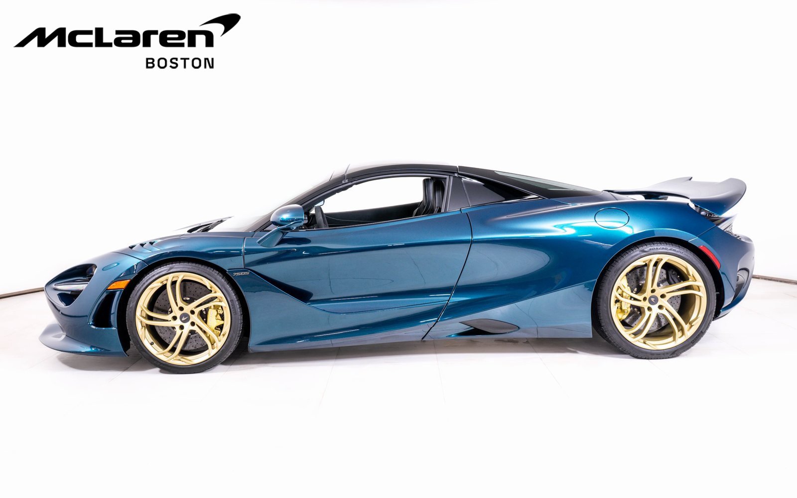 Used 2025 McLaren 750S Spider image 3