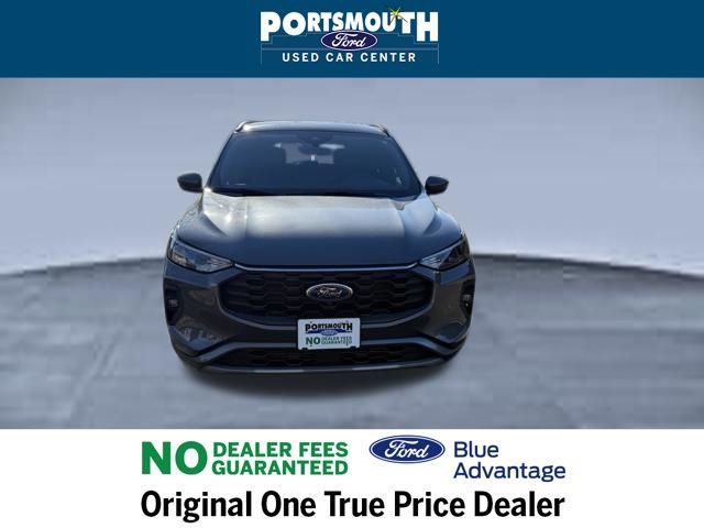 Certified 2023 Ford Escape ST-Line Select w/ Tech Pack #2 image 9