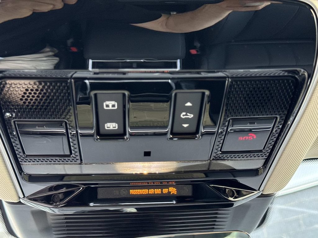 New 2026 Land Rover Range Rover SE AWD/4WD image 24