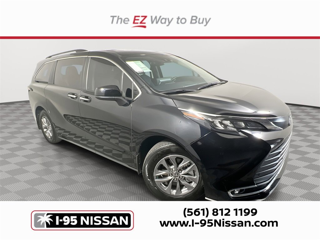 Used 2024 Toyota Sienna XLE