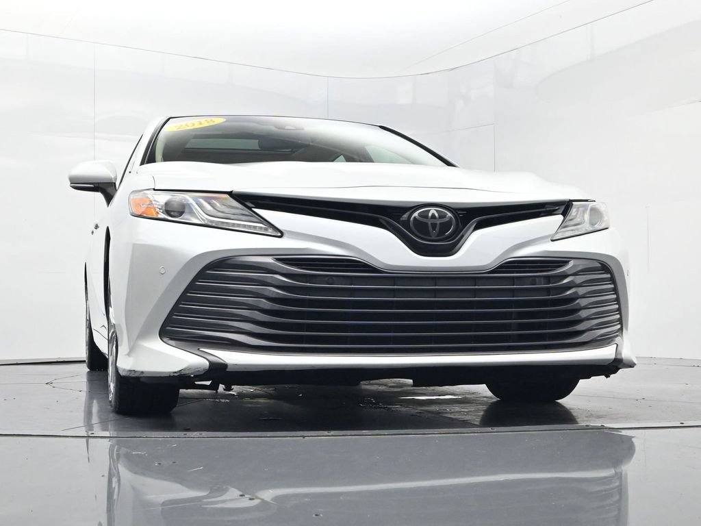 Used 2018 Toyota Camry XLE FWD image 37