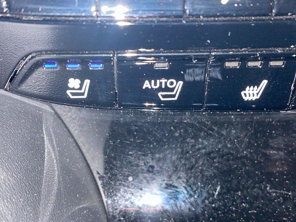 Used 2022 Acura MDX A-Spec image 27