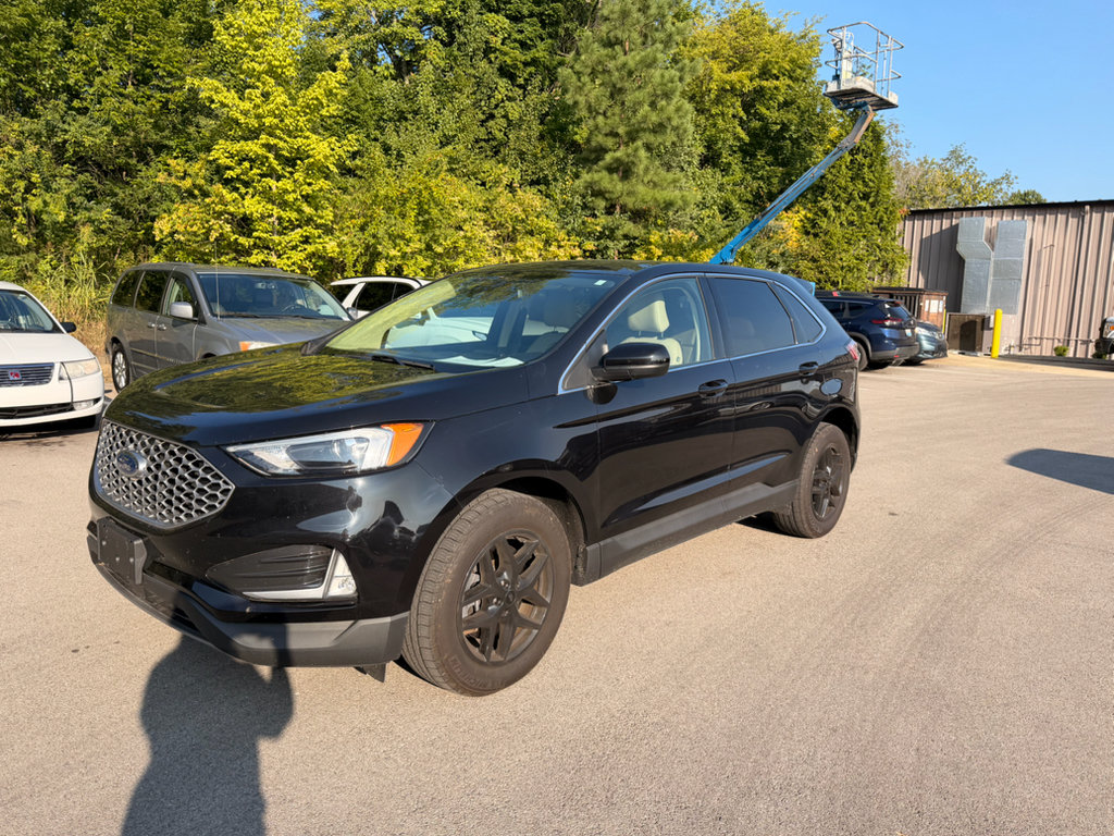 Used 2023 Ford Edge SEL w/ Convenience Package