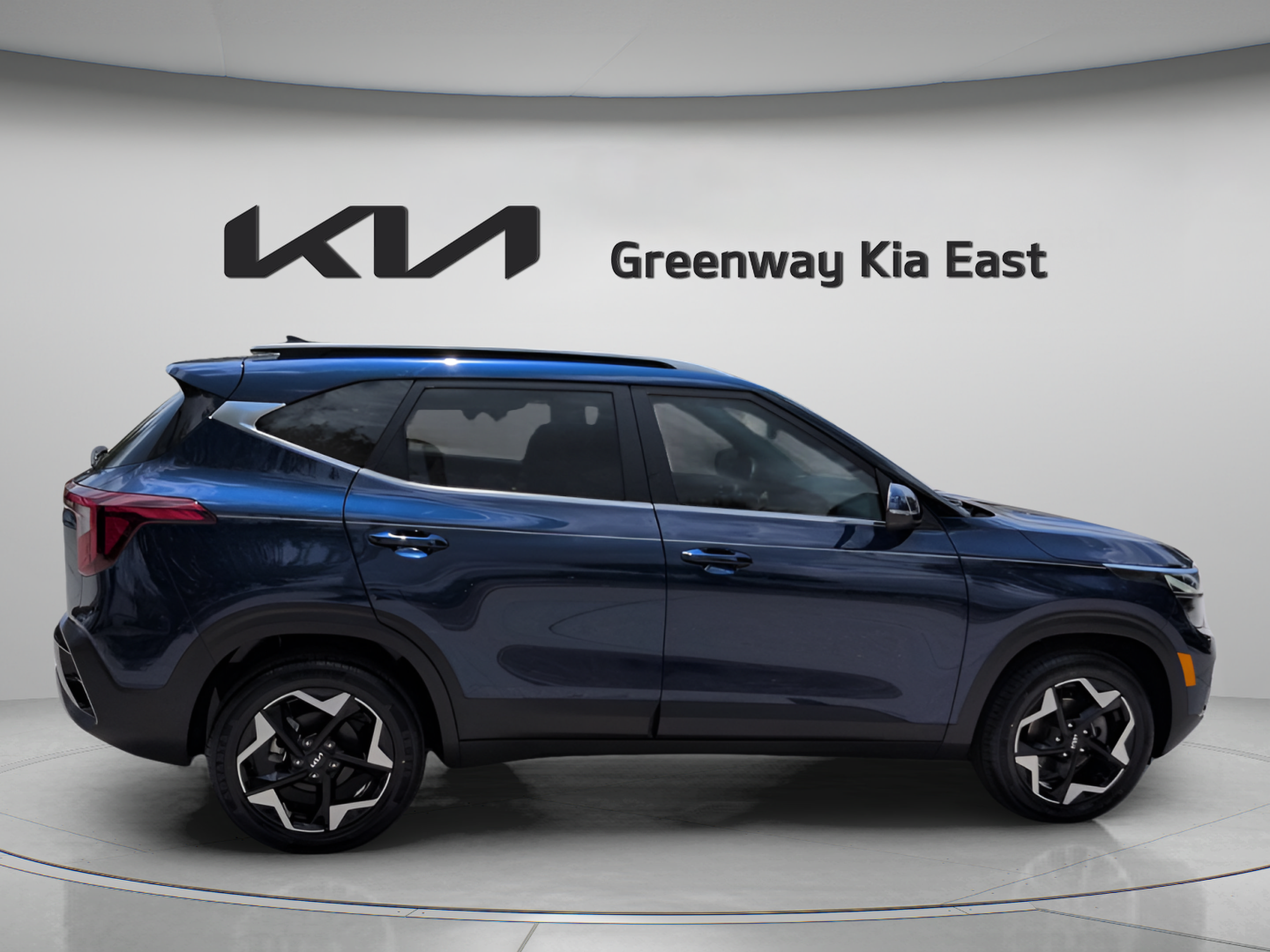 Certified 2024 Kia Seltos EX FWD image 5