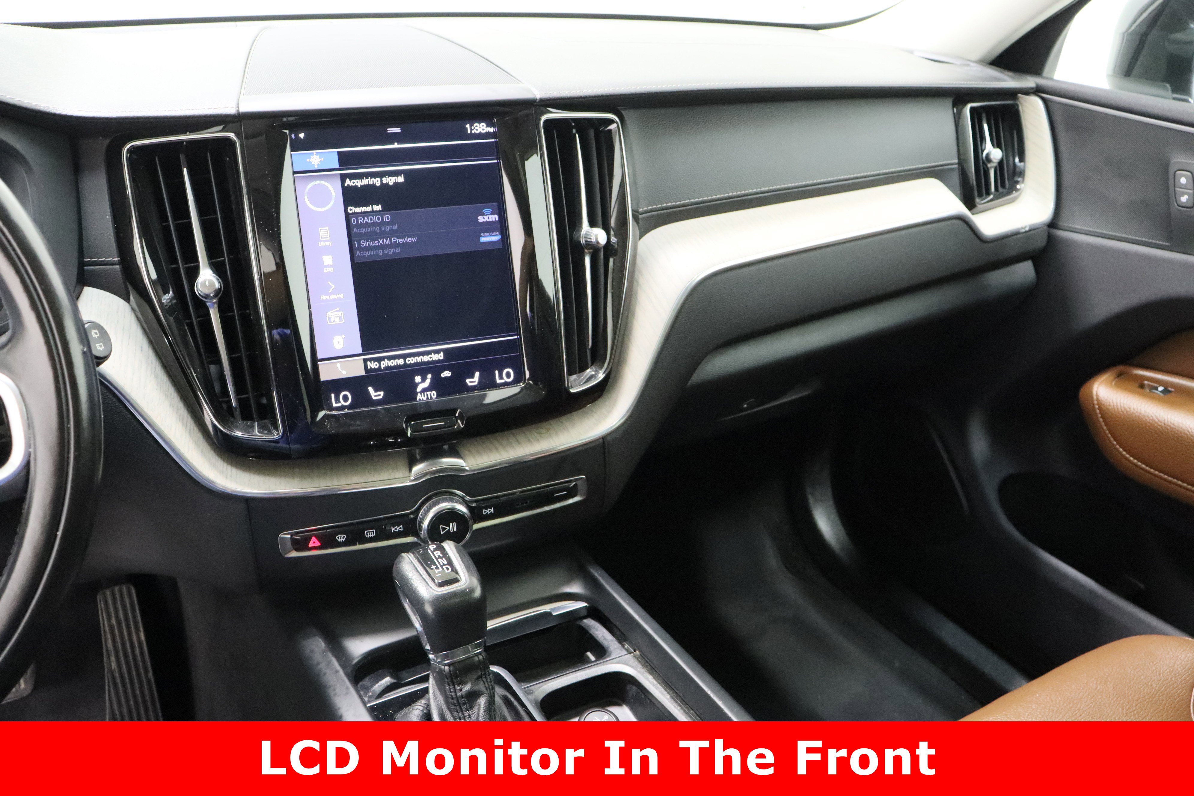 Used 2018 Volvo XC60 T6 Inscription w/ Convenience Package image 16