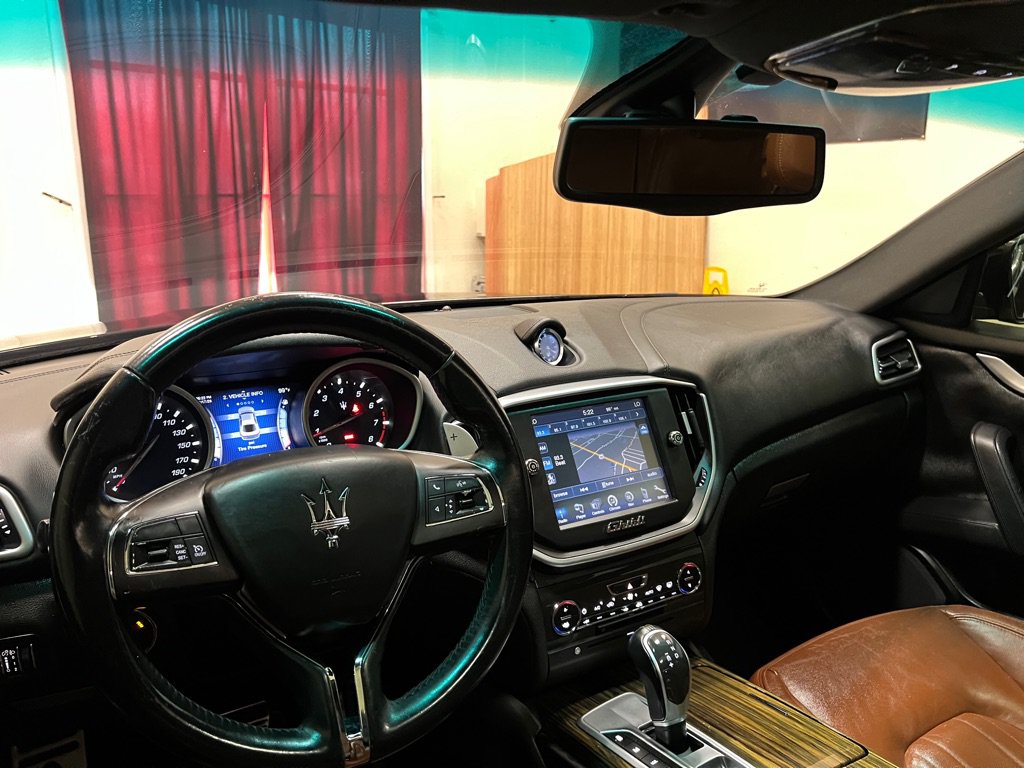 Used 2014 Maserati Ghibli RWD image 31