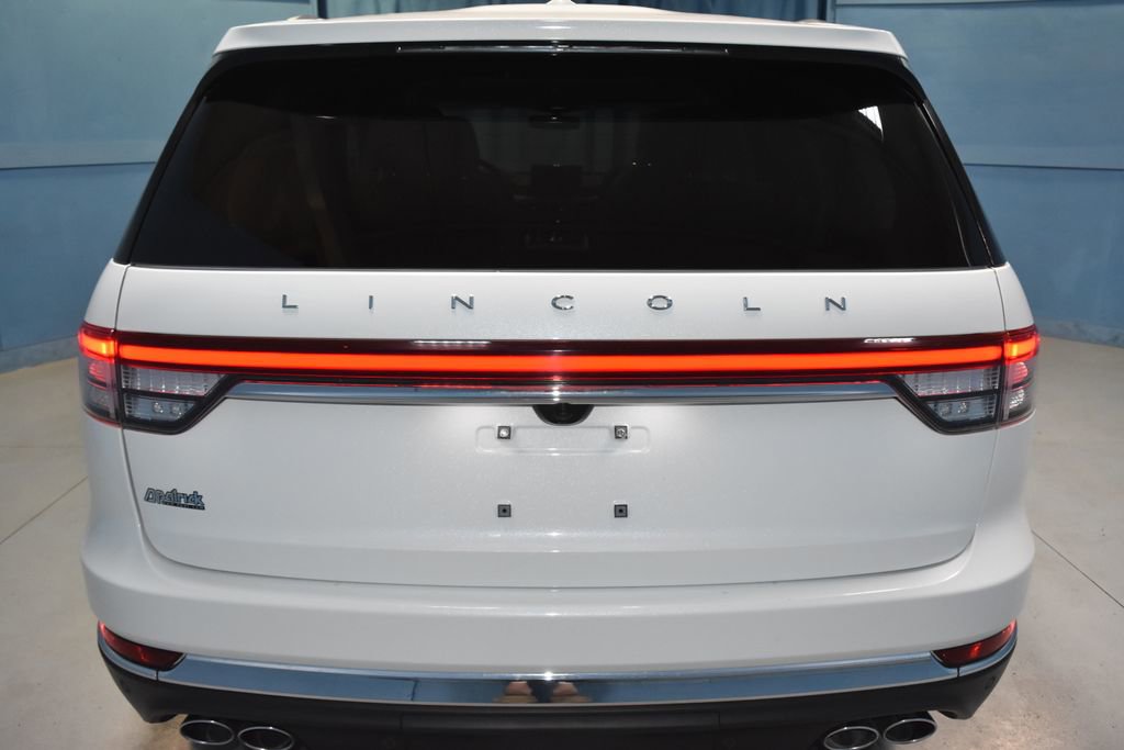 Used 2023 Lincoln Aviator Reserve w/ Equipment Group 201A image 28
