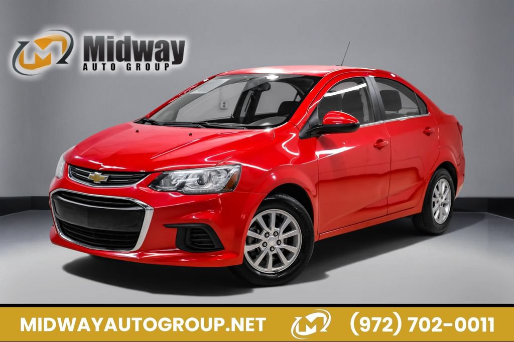 Used 2018 Chevrolet Sonic LT FWD image 1