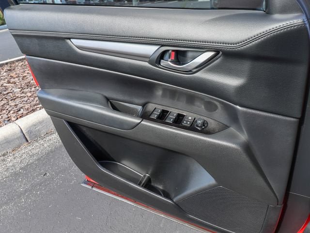 Used 2021 MAZDA CX-5 Touring FWD image 13