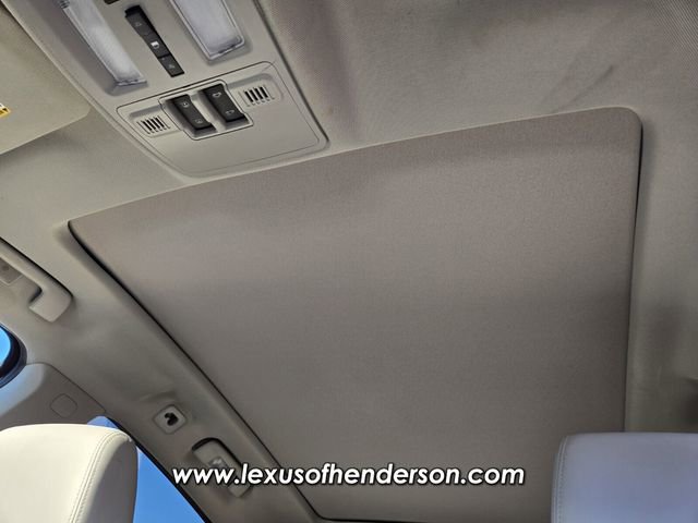 Used 2015 Cadillac SRX Luxury AWD/4WD image 11