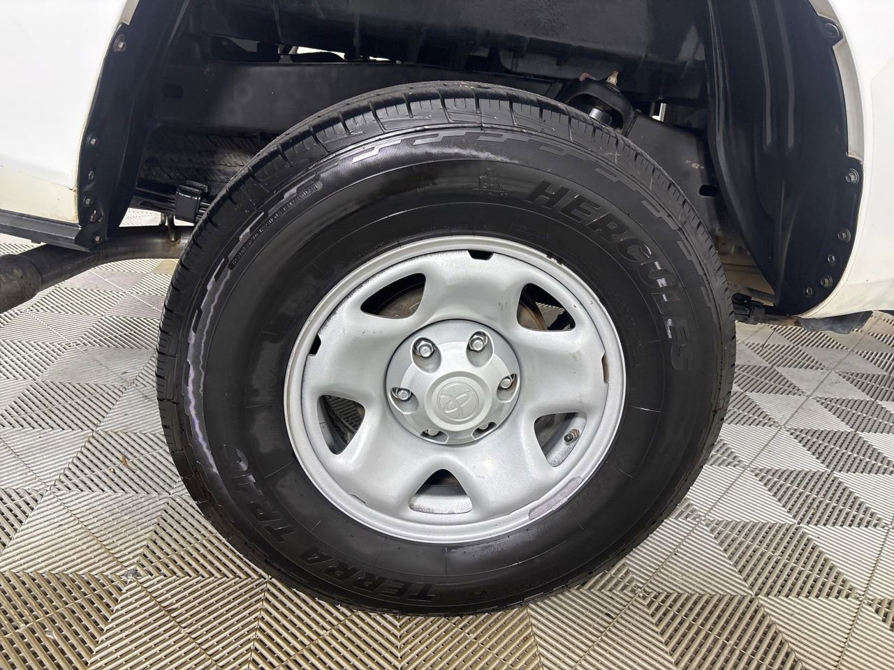 Used 2019 Toyota Tacoma SR image 26