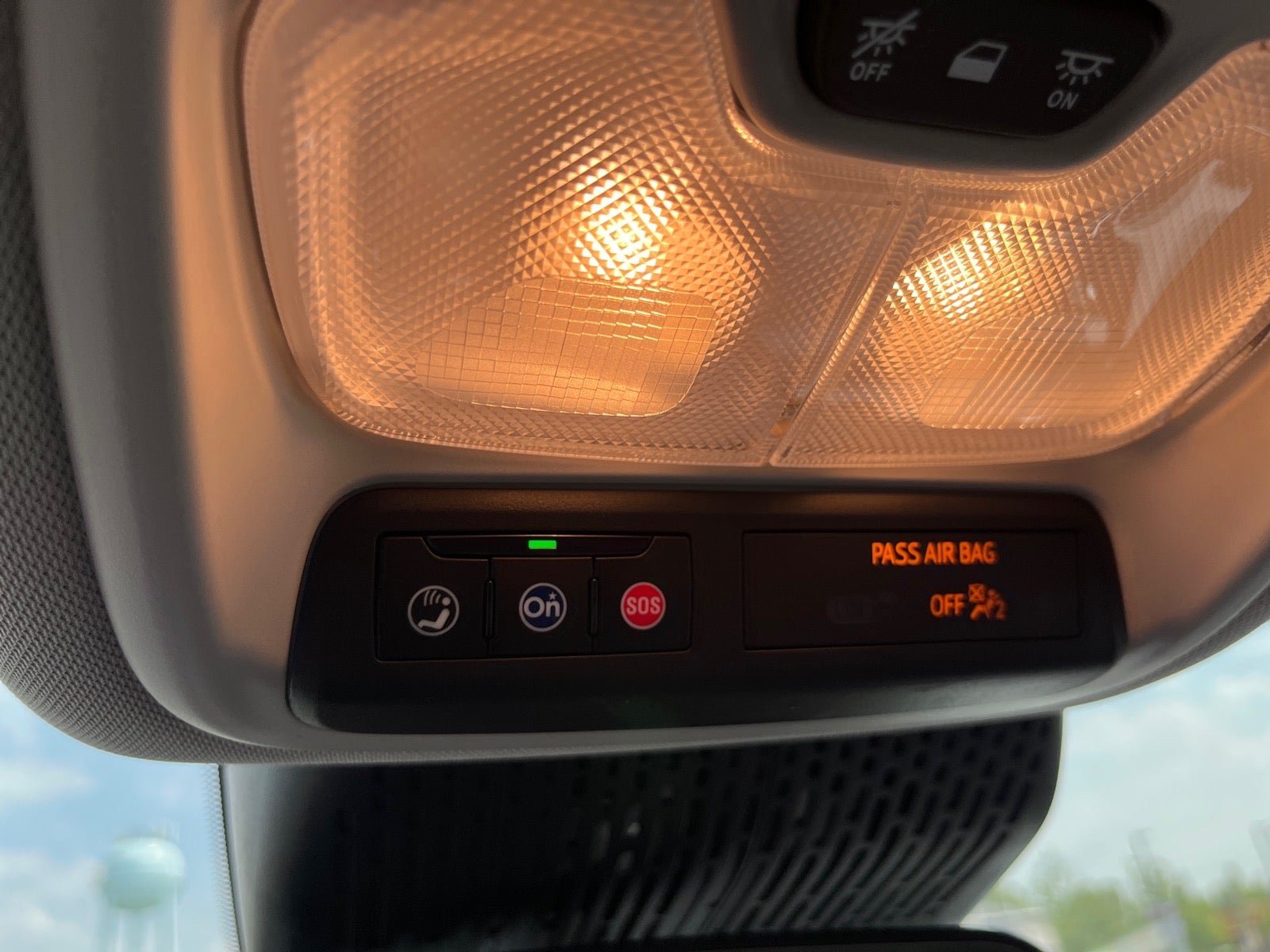 New 2027 Chevrolet Bolt LT w/ Comfort Package FWD image 28