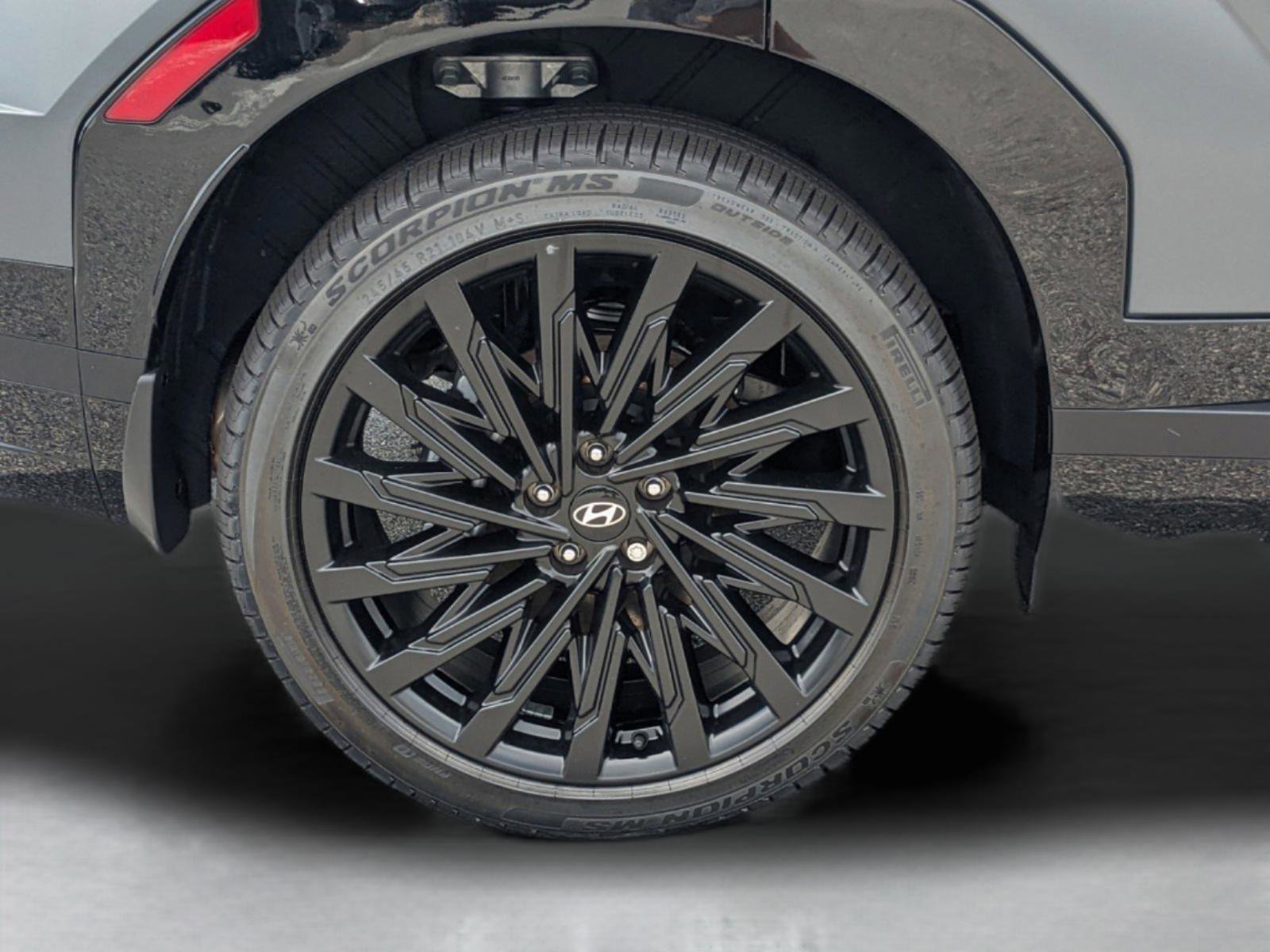 Used 2025 Hyundai Santa Fe Calligraphy image 9