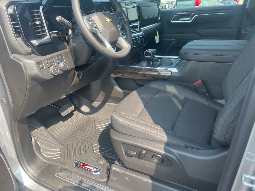 New 2026 Chevrolet Silverado 1500 LT w/ Z71 Off-Road Package image 10