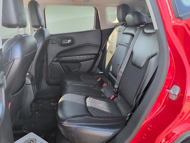 Used 2017 Jeep Compass Trailhawk image 17