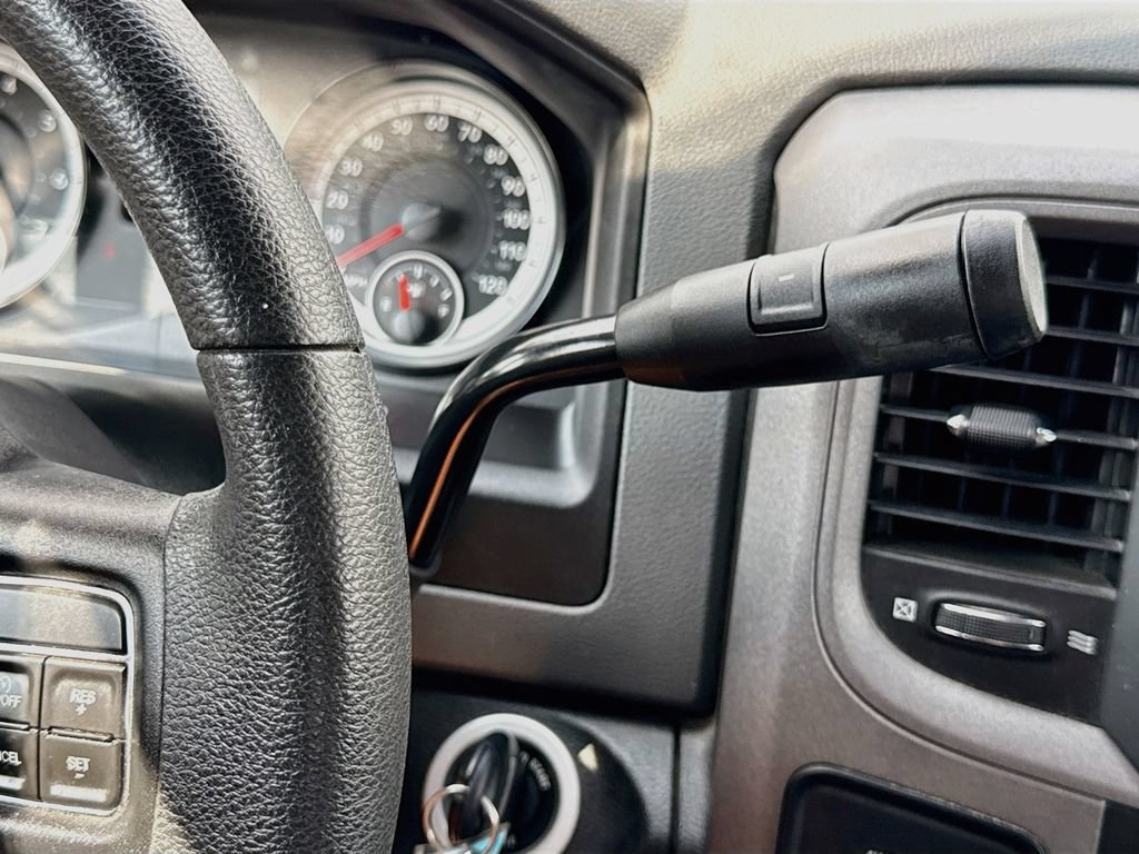 Used 2019 RAM 1500 Express w/ Wheel & Sound Group AWD/4WD image 17