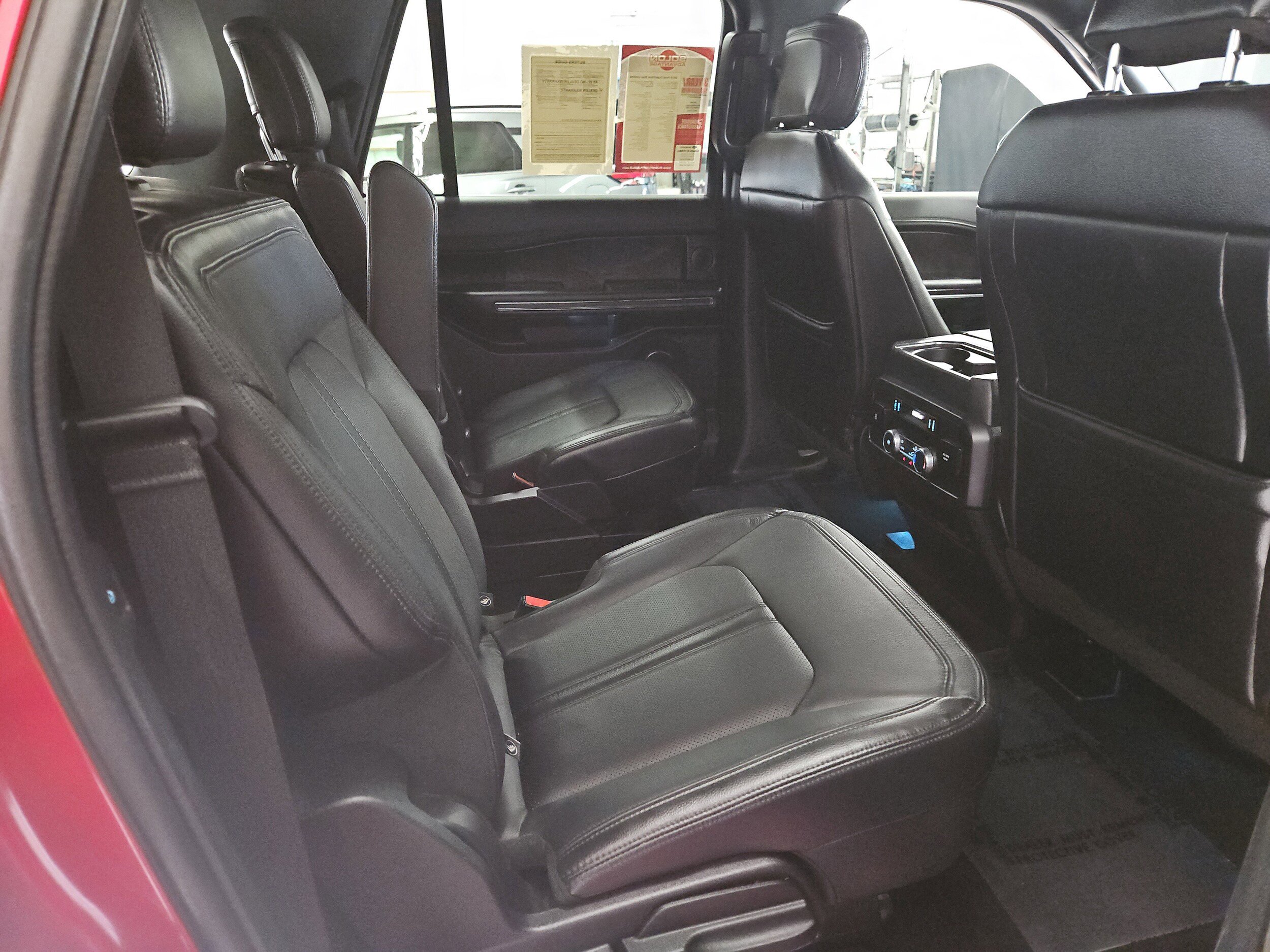 Used 2019 Ford Expedition Max Limited w/ Special Edition Package AWD/4WD image 11