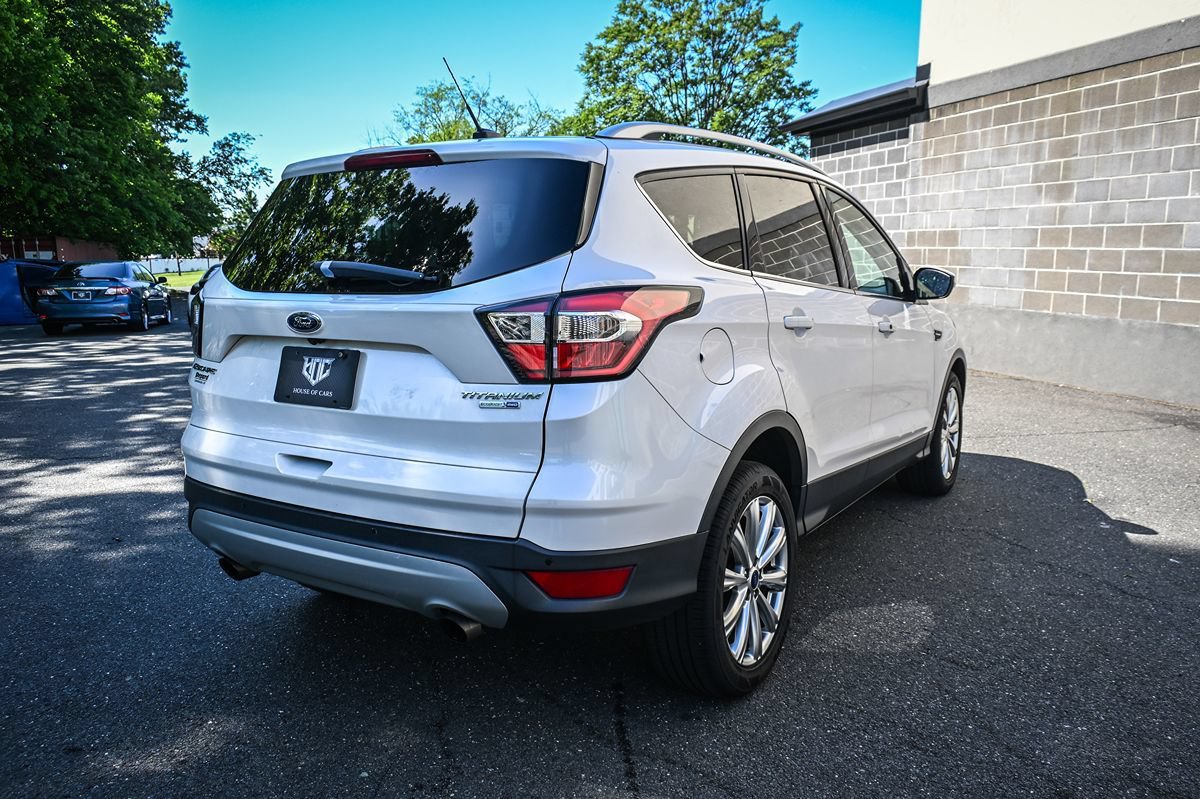 Used 2017 Ford Escape Titanium AWD/4WD image 5