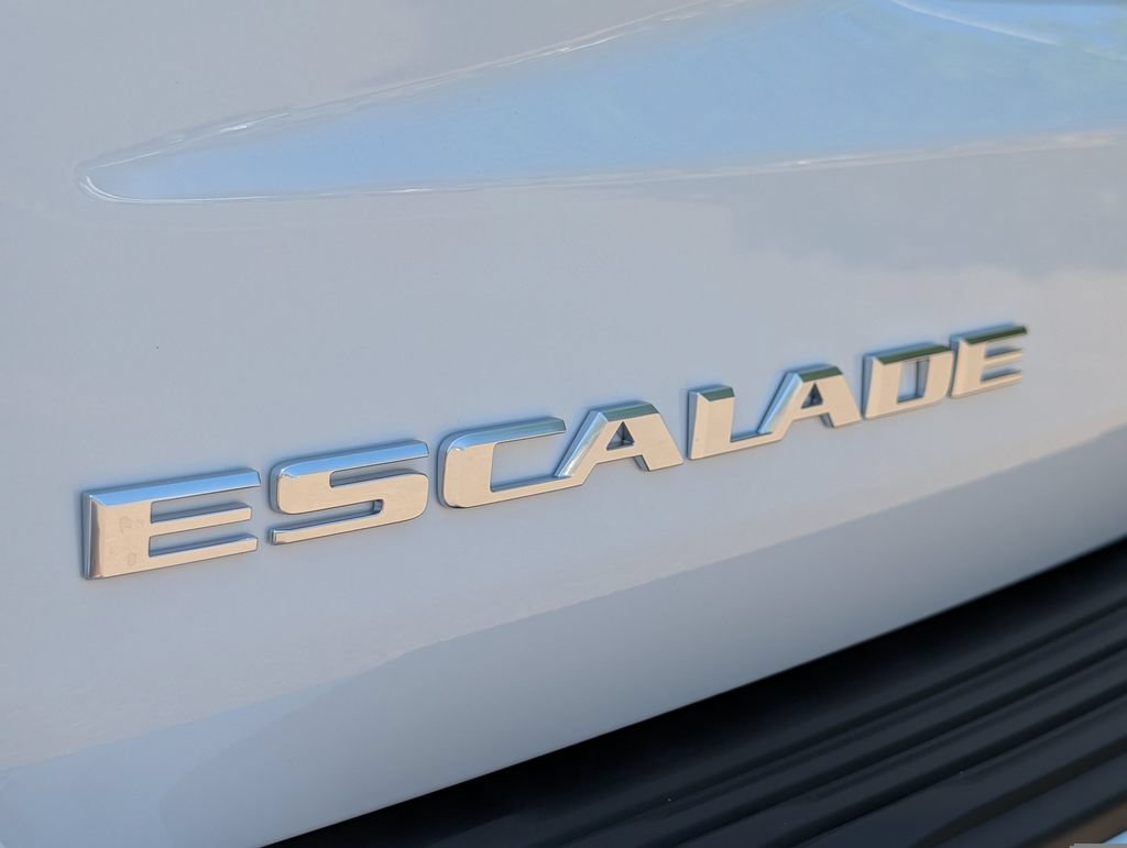 New 2026 Cadillac Escalade ESV Sport w/ Touring Package AWD/4WD image 10