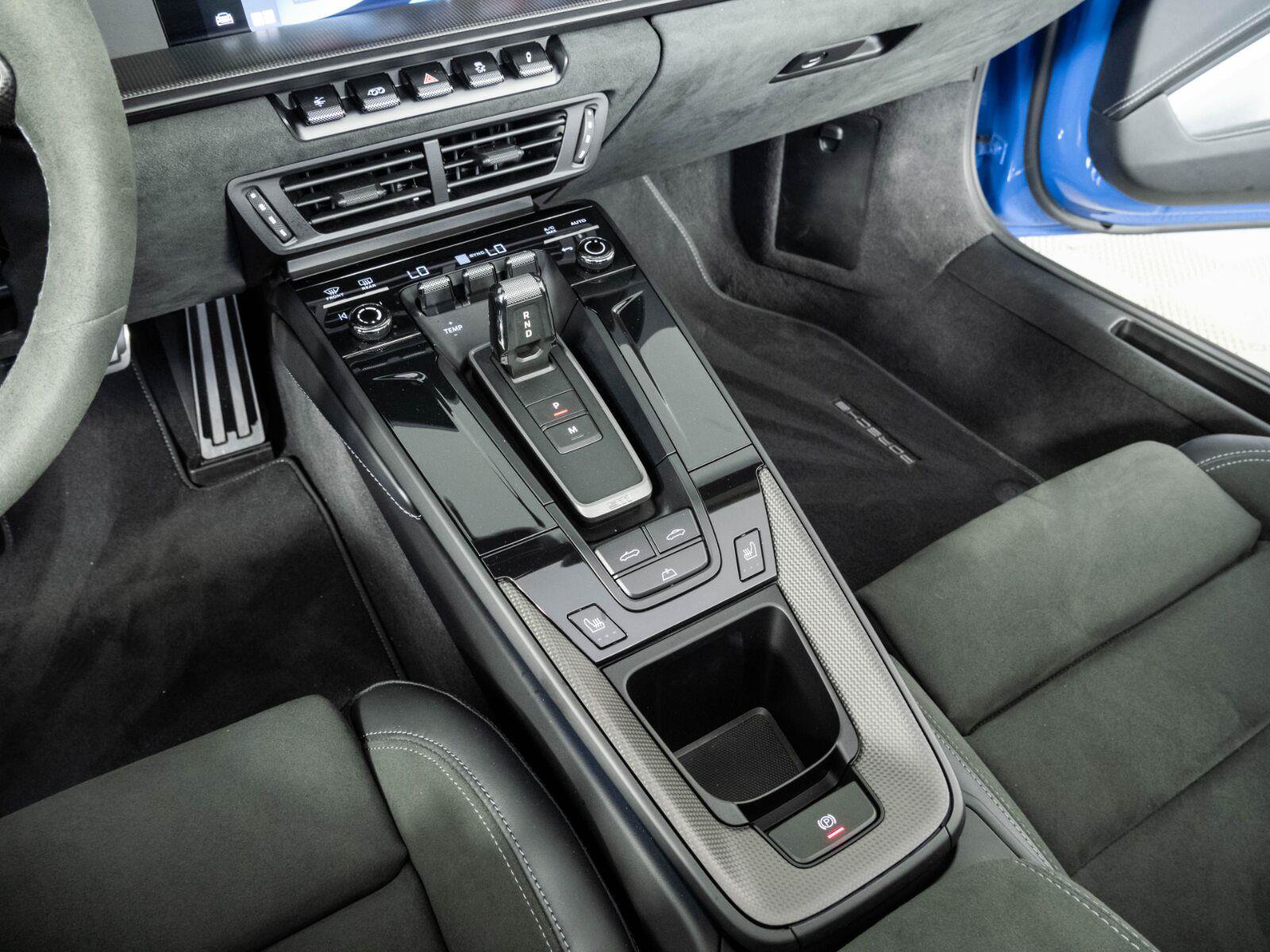 Certified 2025 Porsche 911 Carrera 4 GTS AWD/4WD image 18