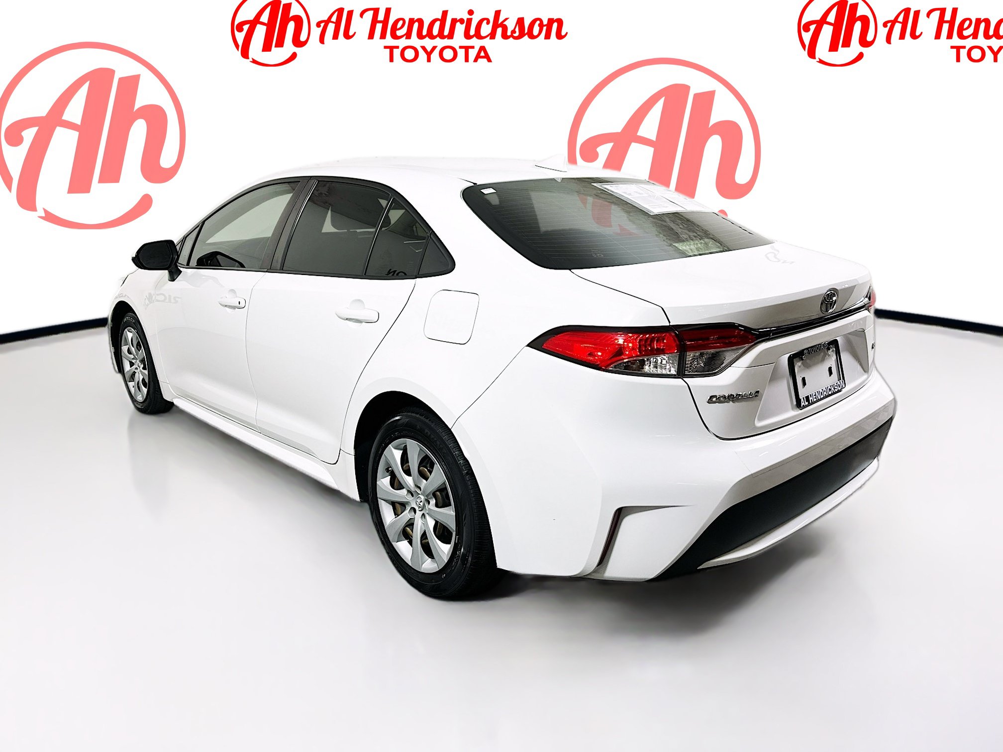 Used 2022 Toyota Corolla LE FWD image 5