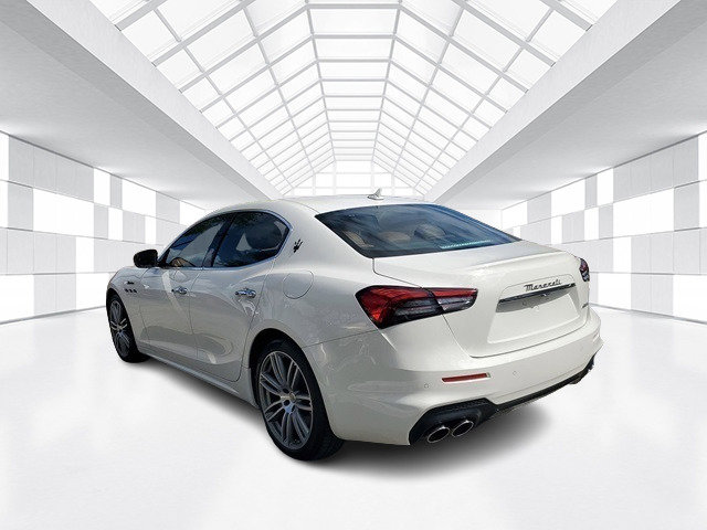 Used 2022 Maserati Ghibli Modena image 6