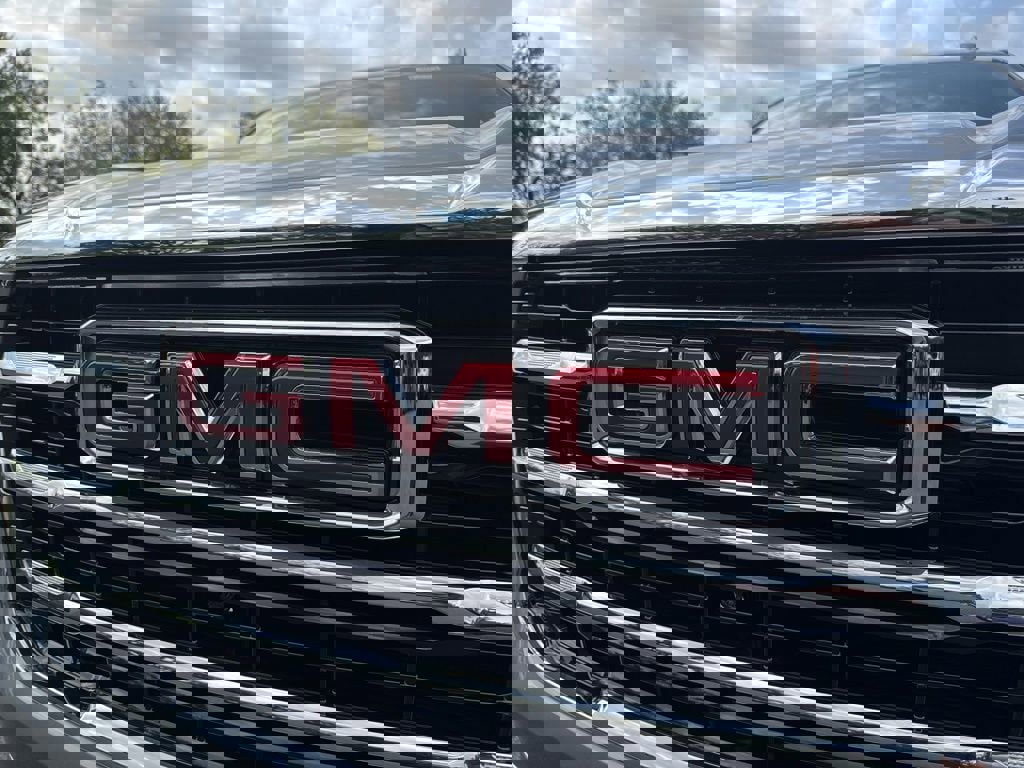New 2026 GMC Yukon XL Elevation w/ LPO, Floor Liner Package image 61