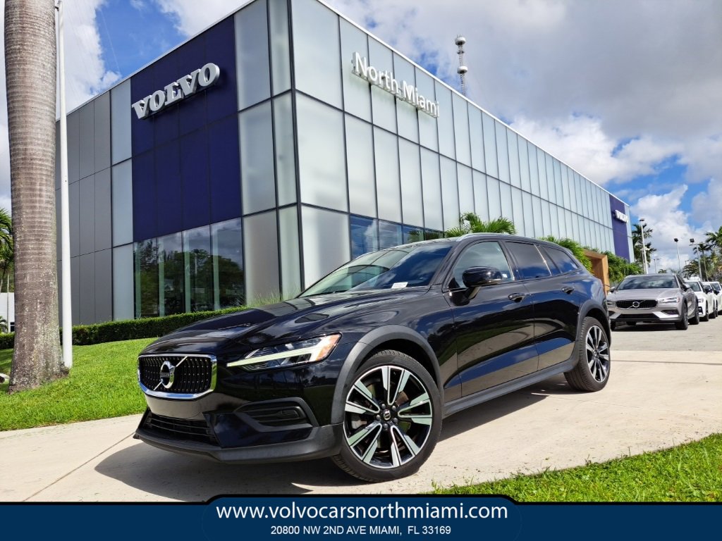 Used 2020 Volvo V60 T5 Cross Country