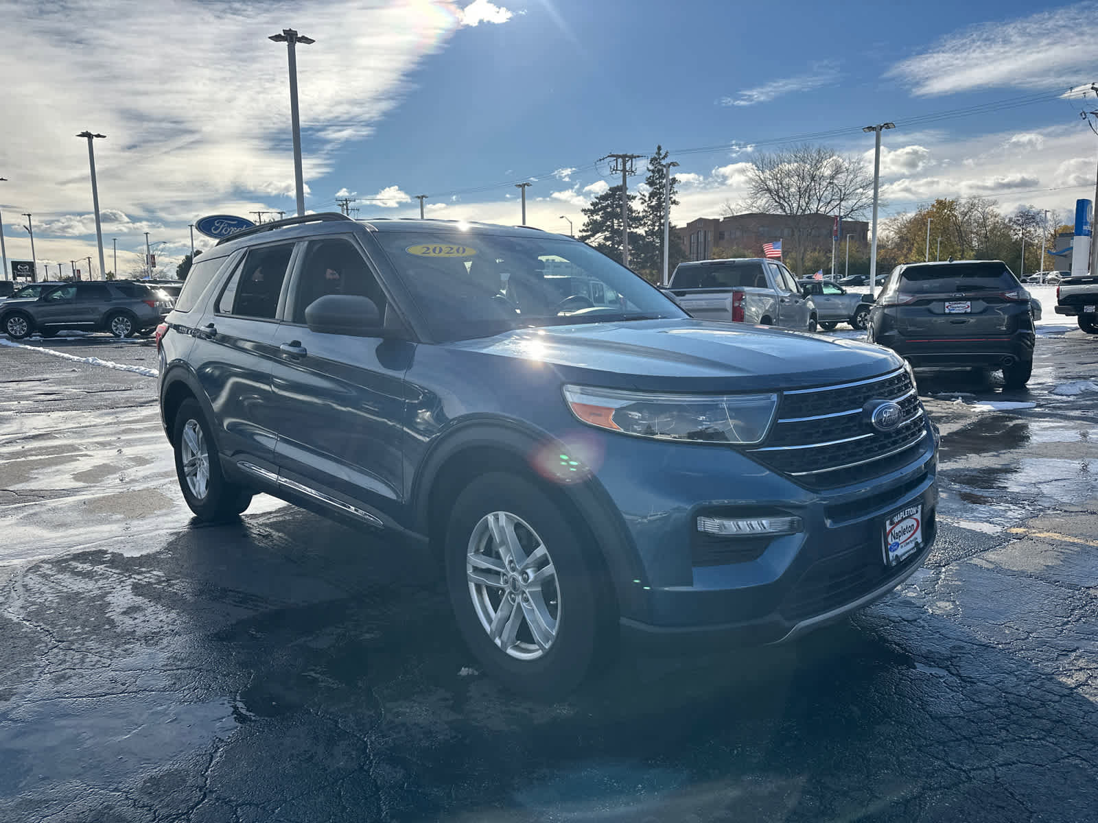 Certified 2020 Ford Explorer XLT w/ Equipment Group 202A image 10