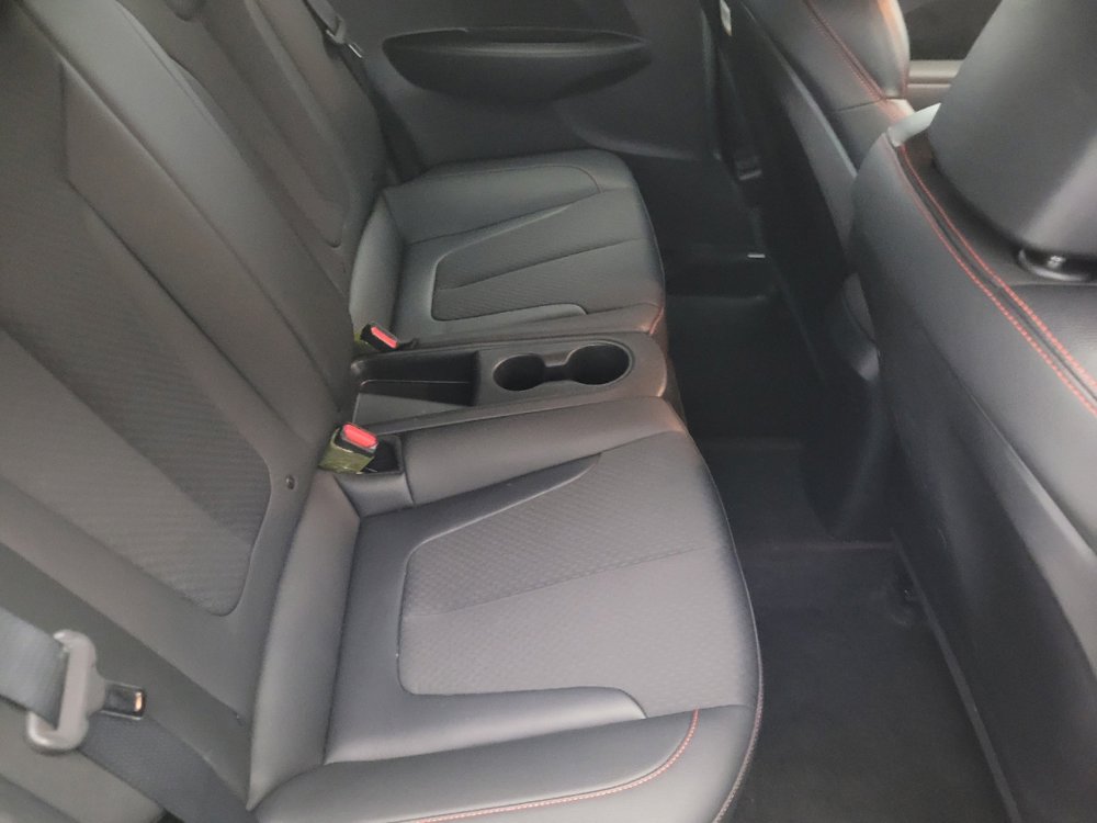 Used 2021 Hyundai Veloster Turbo image 19