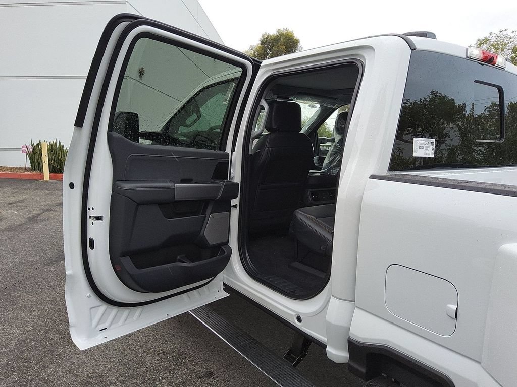 New 2026 Ford F450 Lariat w/ Lariat Ultimate Package AWD/4WD image 14