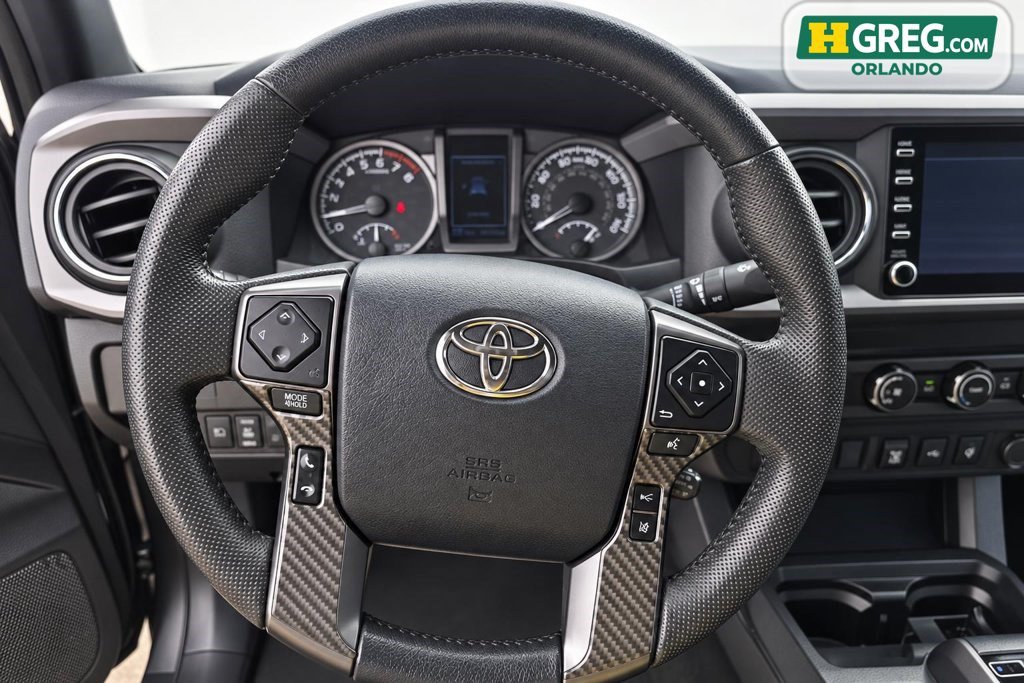 Used 2020 Toyota Tacoma TRD Off-Road w/ Technology Package AWD/4WD image 13