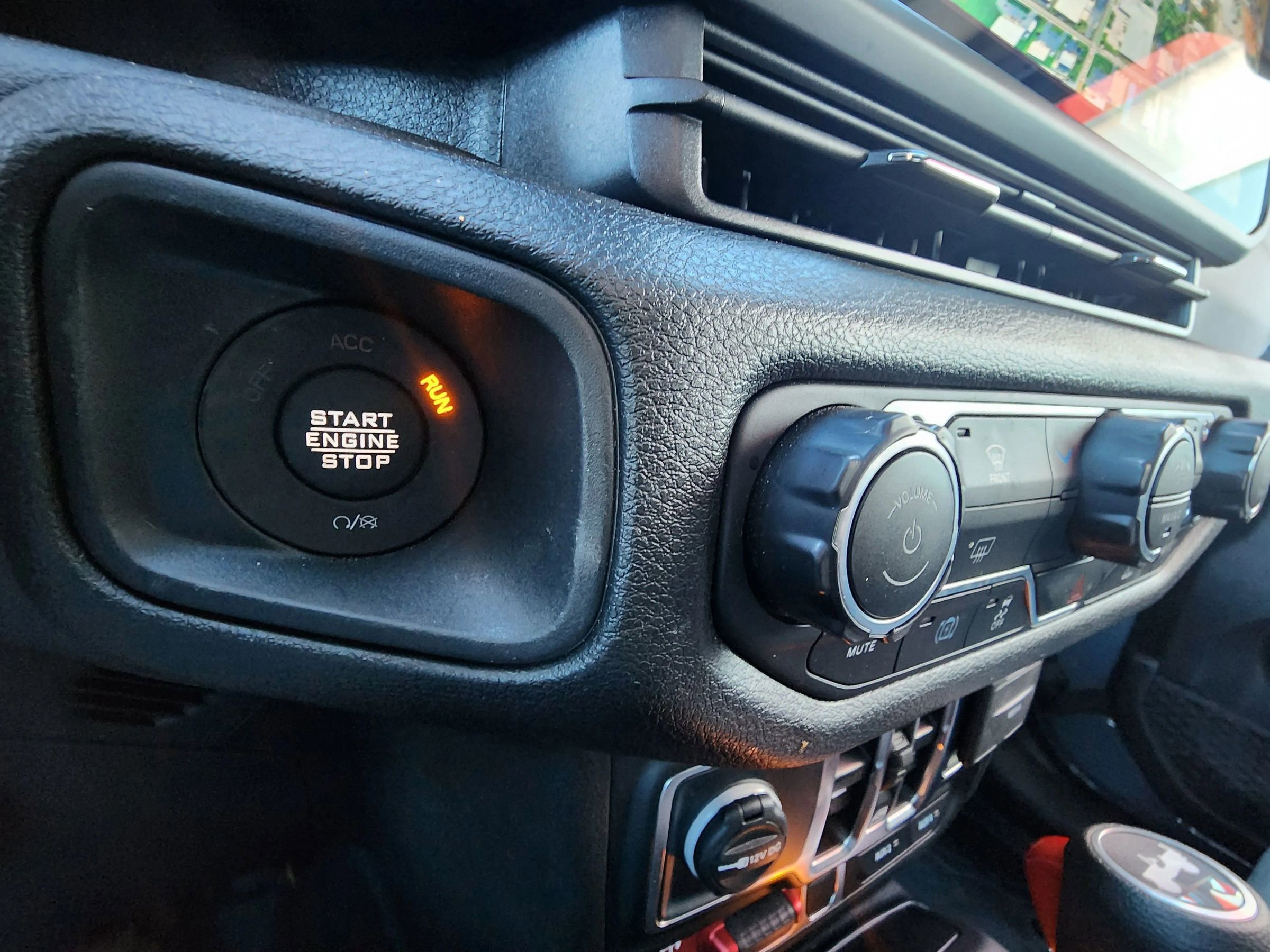 Used 2025 Jeep Wrangler Unlimited Sport S 4xe image 30