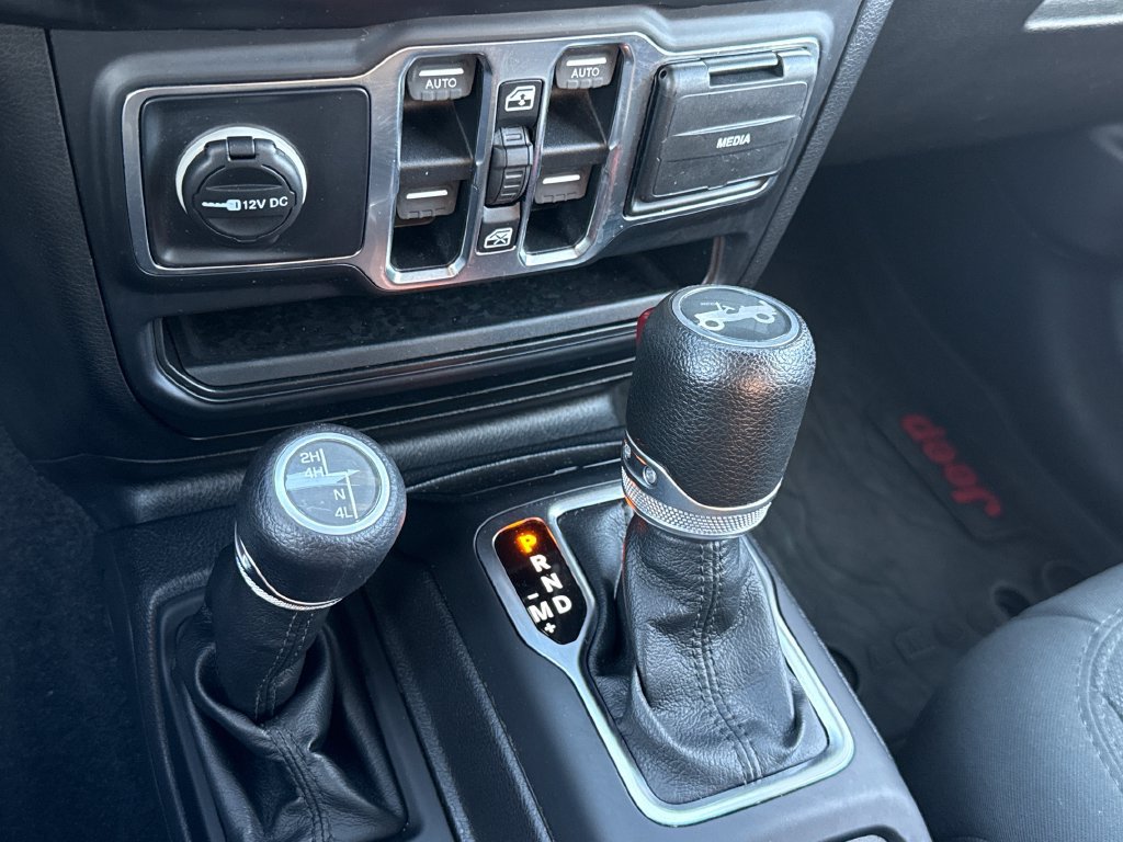 Used 2019 Jeep Wrangler Unlimited Sport S AWD/4WD image 22