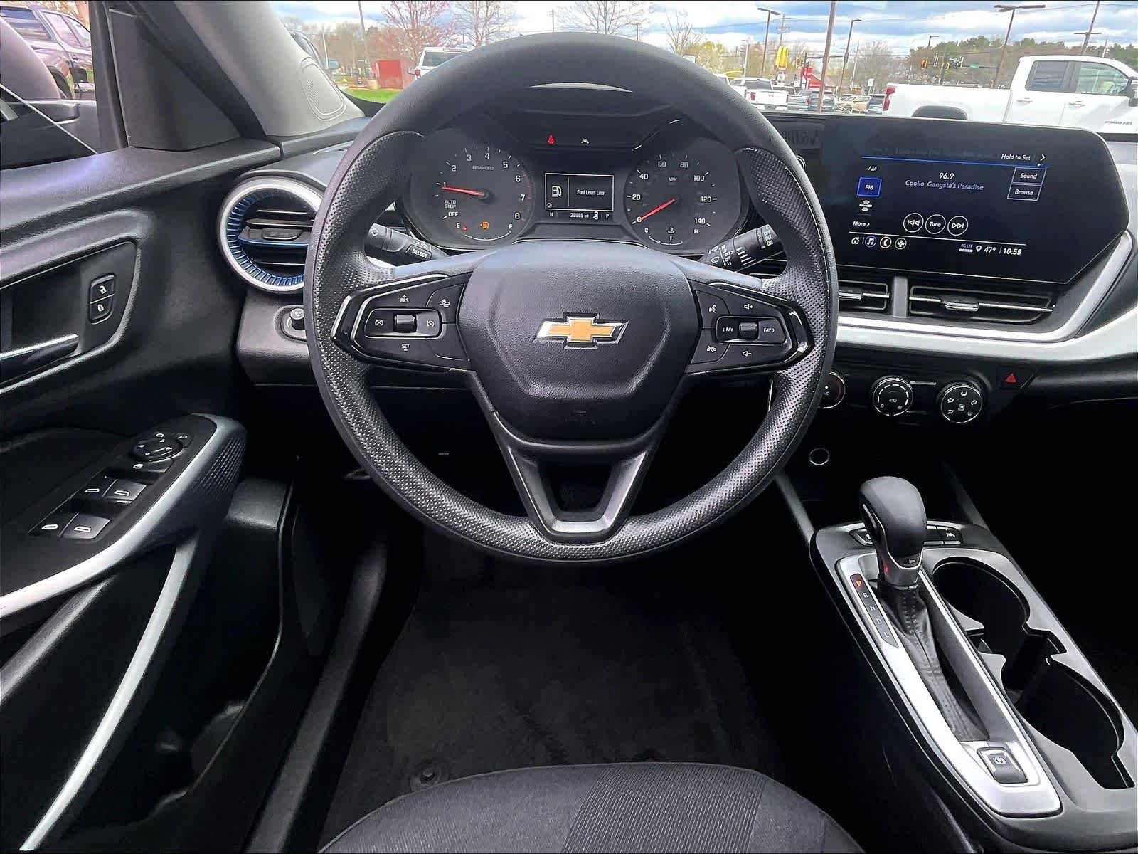 Used 2024 Chevrolet Trax LS FWD image 16
