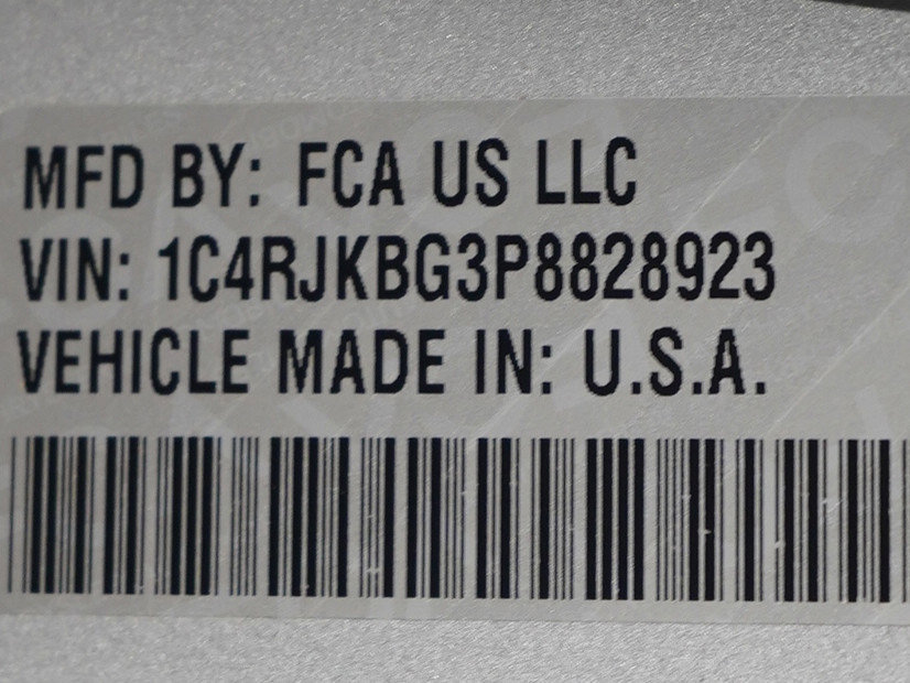 Used 2023 Jeep Grand Cherokee L Limited image 24