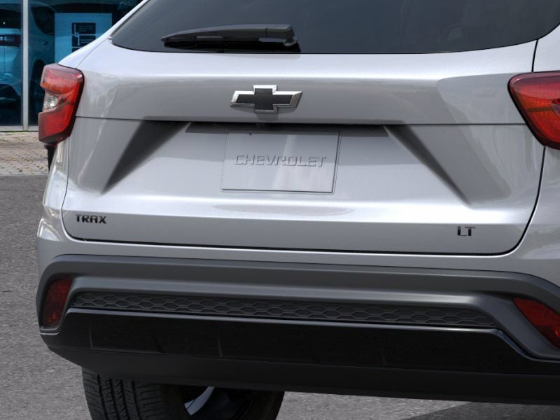New 2026 Chevrolet Trax LT w/ Midnight Edition FWD image 14