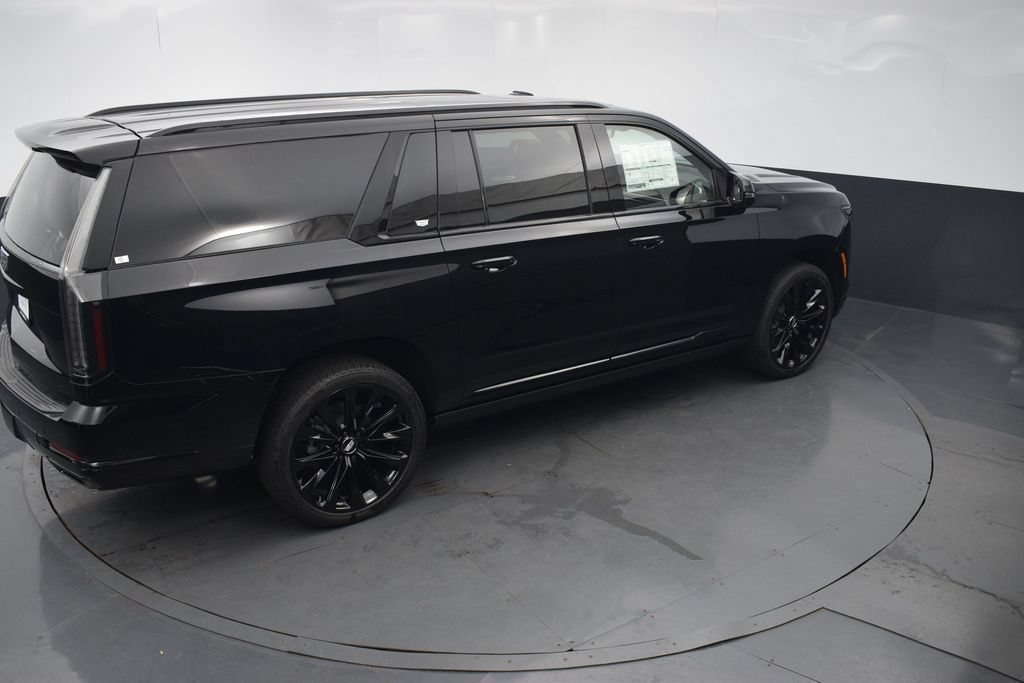 New 2026 Cadillac Escalade ESV Platinum Sport w/ LPO, ONYX Package AWD/4WD image 51