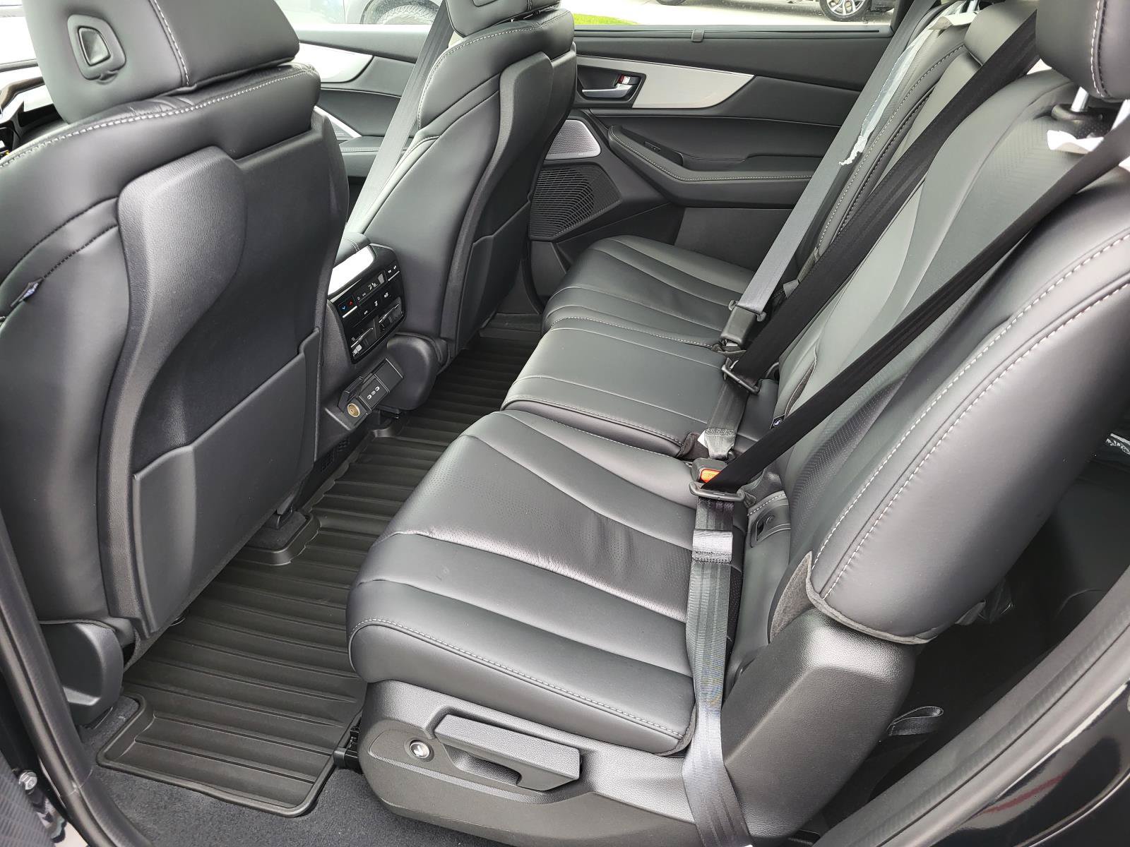 New 2026 Acura MDX w/ Technology Package AWD/4WD image 13