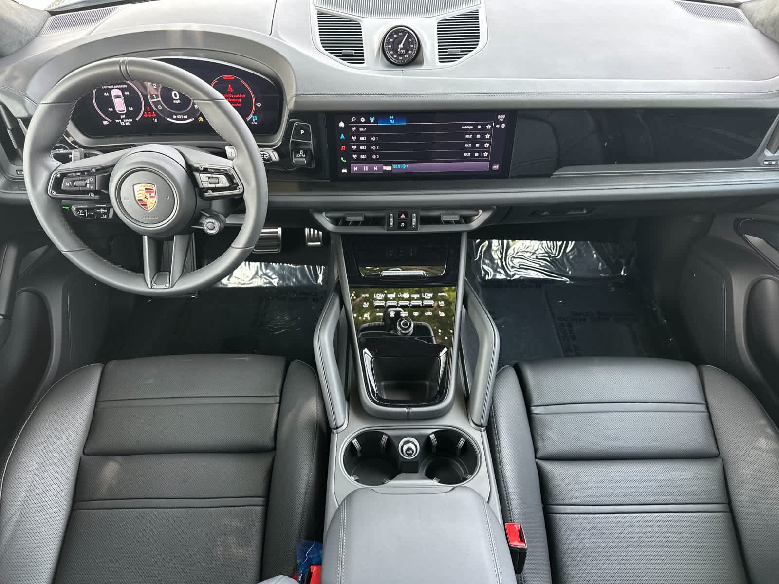 New 2026 Porsche Cayenne GTS AWD/4WD image 6