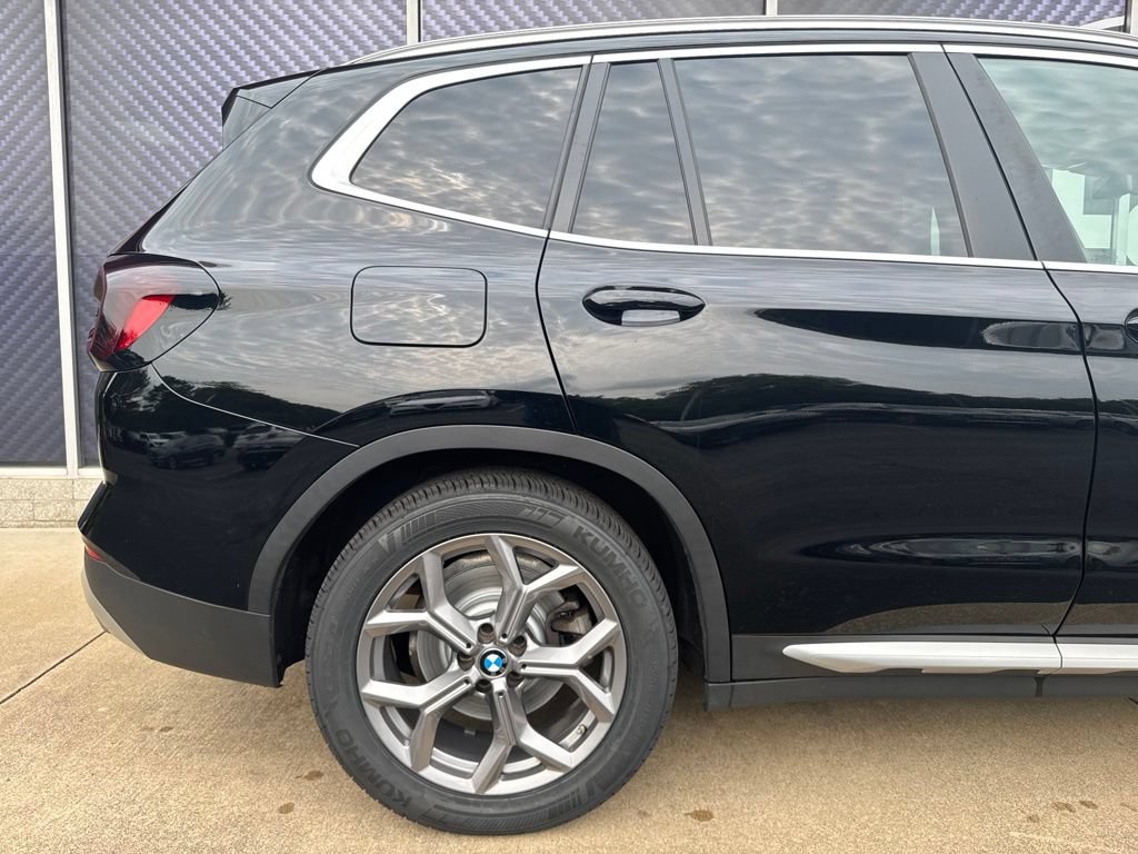 Used 2023 BMW X3 xDrive30i w/ Convenience Package AWD/4WD image 5