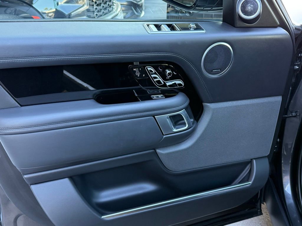 Used 2021 Land Rover Range Rover Autobiography Fifty Edition image 19